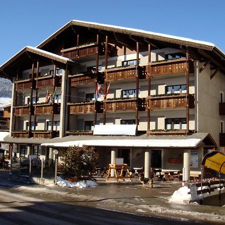 Hotel Derby Bormio Exterior foto