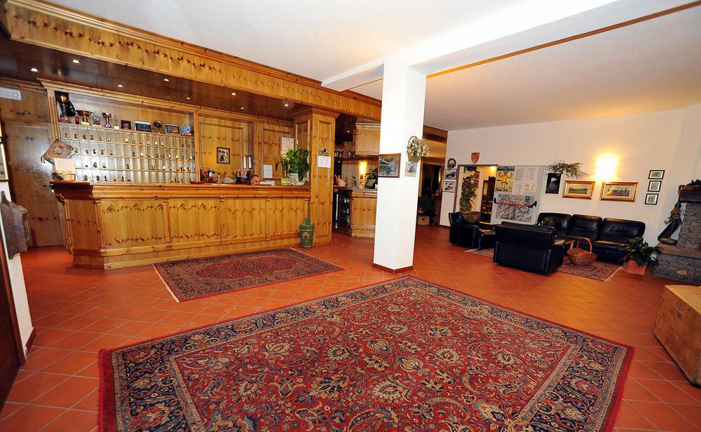 Hotel Derby Bormio Exterior foto