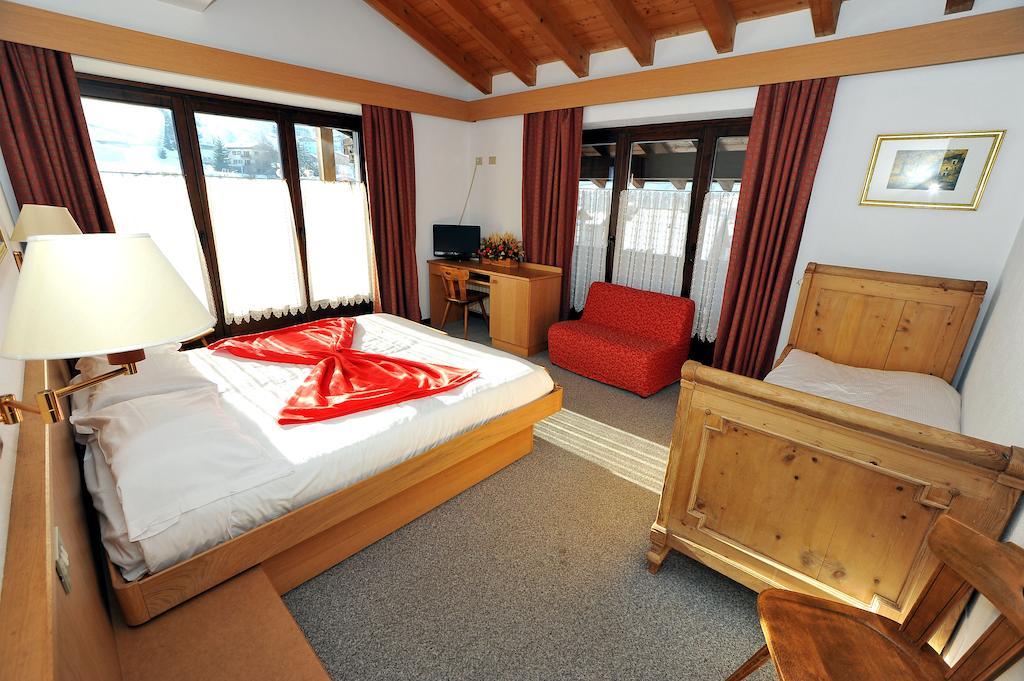 Hotel Derby Bormio Exterior foto