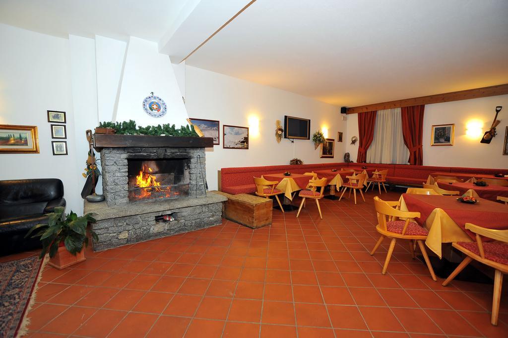 Hotel Derby Bormio Exterior foto