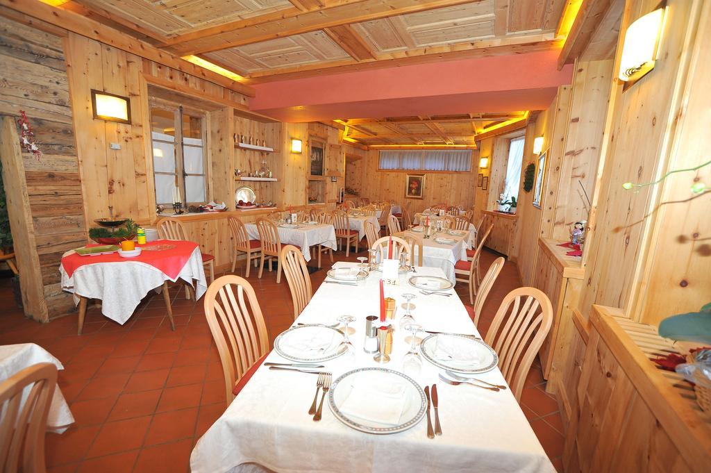 Hotel Derby Bormio Exterior foto
